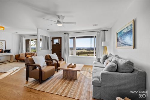 15564 Prairie View Rd, Prairie Grove, AR, 72753-9112 | Card Image