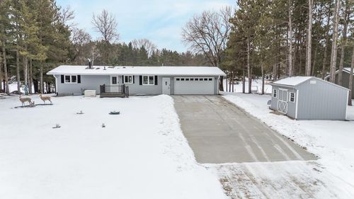W6329 Peninsula Ct, NESHKORO, WI, 54960-6433 | Card Image