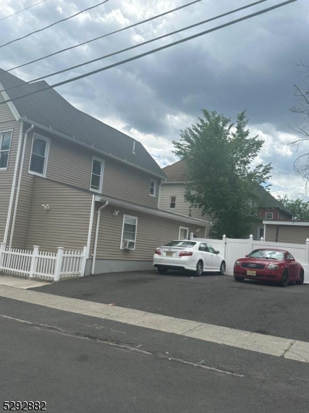 Residential Income in Plainfield City 3