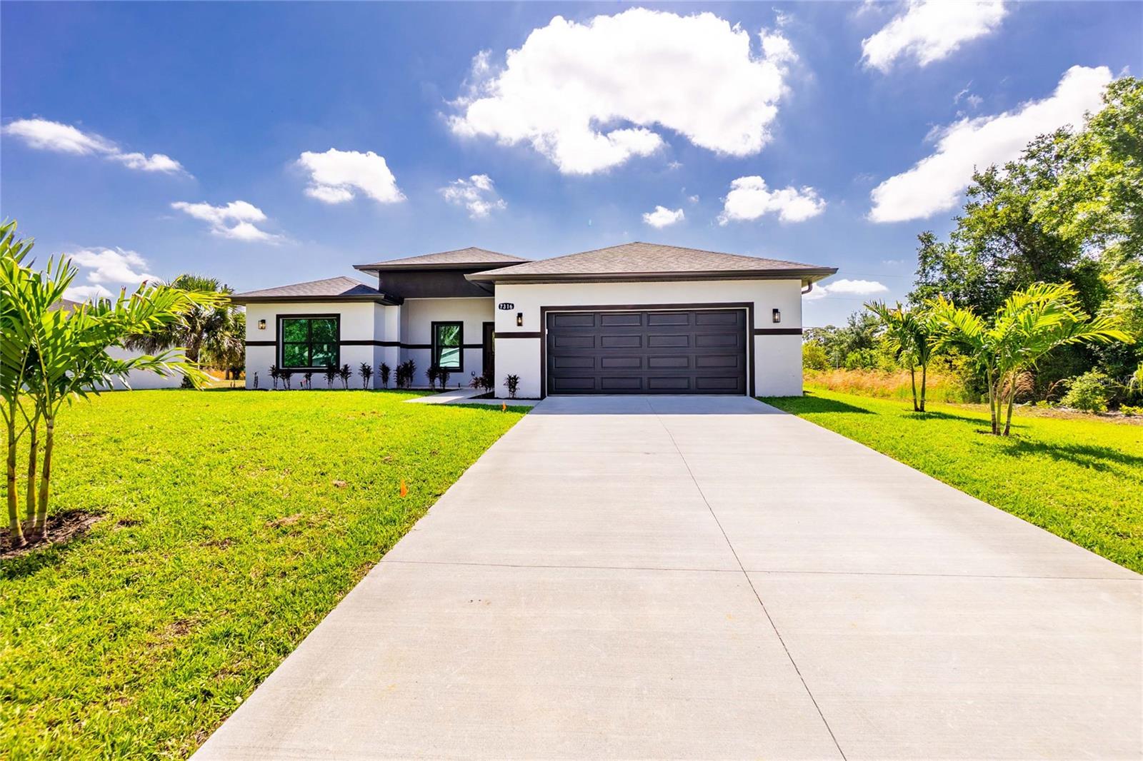Residential in PORT CHARLOTTE 2