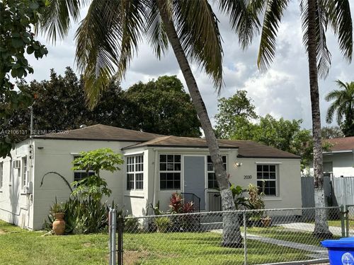 2030 Nw 34th St, Miami, FL, 33142-5481 | Card Image