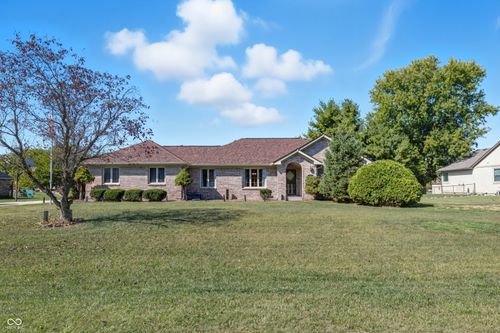 7424 Cindy Dr, Mccordsville, IN, 46055-9799 | Card Image
