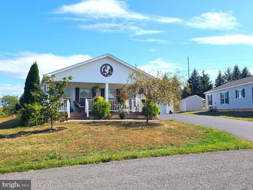 132 Glenridge Dr, CARLISLE, PA, 17015-8148 | Card Image