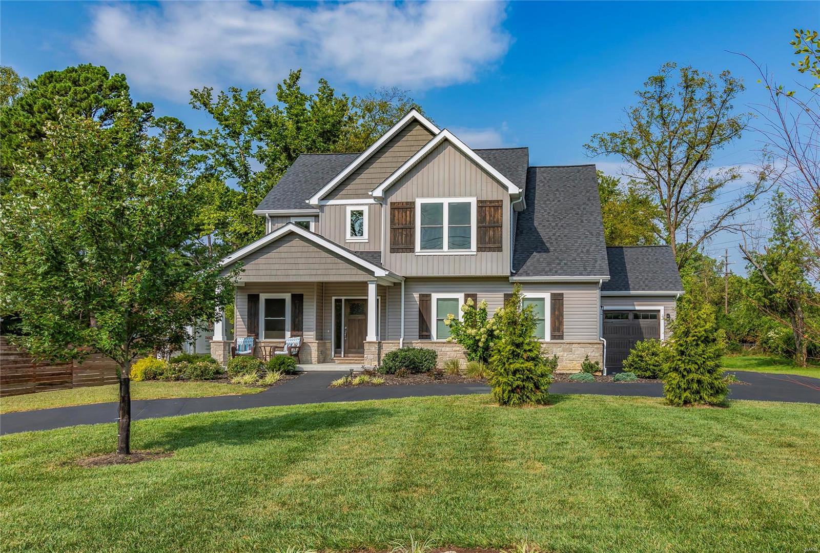 Geyer Rd, Saint Louis, MO 63122