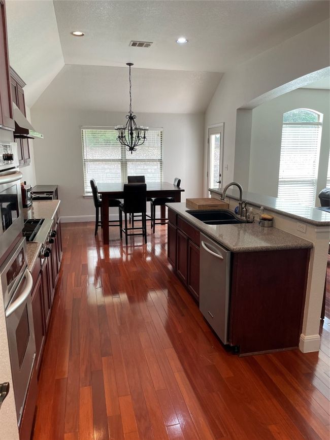 7609 Covered Bridge Dr, House other with 4 bedrooms, 3 bathrooms and 4 parking in Austin TX | Image 12