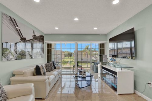 12-502 Davis Rd, Palm Springs, FL, 33461-1376 | Card Image