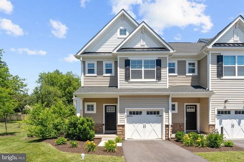 230 Honey Ln, NORRISTOWN, PA, 19401-5082 | Card Image