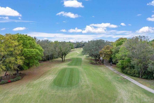 7008 Turnberry Cir, House other with 4 bedrooms, 2 bathrooms and 3 parking in Navarre FL | Image 58
