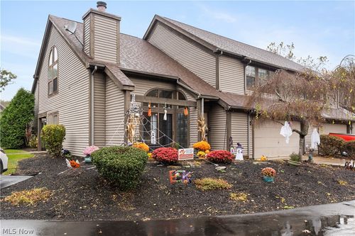 3-3871 Northwoods Ct Ne, Warren, OH, 44483-4595 | Card Image