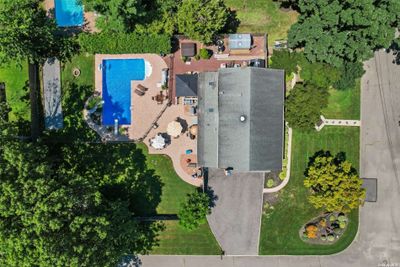 2 Nixon Court, House other with 4 bedrooms, 2 bathrooms and null parking in Lake Grove NY | Image 2