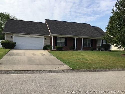 696 Fairfield Cir, Raeford, NC, 28376-6714 | Card Image