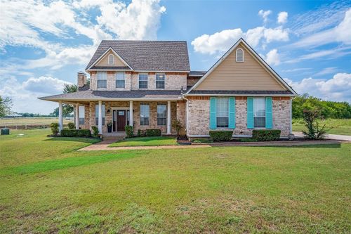 10200 Zipper Rd, Pilot Point, TX, 76258-6347 | Card Image