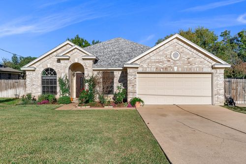 302 Debora Dr, Georgetown, TX, 78628-8995 | Card Image