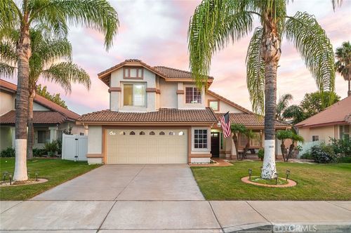 34225 Via Buena Dr, Yucaipa, CA, 92399-2520 | Card Image