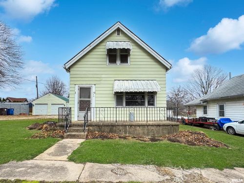 213 E South St, Toulon, IL, 61483-8063 | Card Image