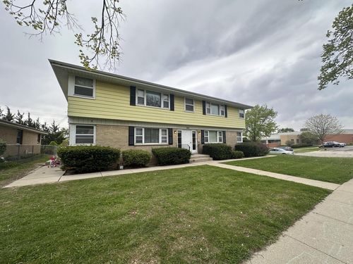 3021 W Wanda Avenue, Milwaukee, WI, 53221 | Card Image