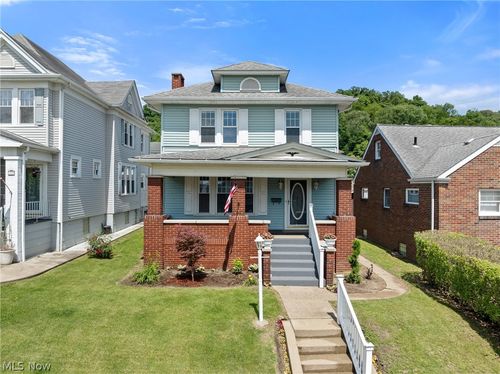 1111 Indiana St, Martins Ferry, OH, 43935-1915 | Card Image