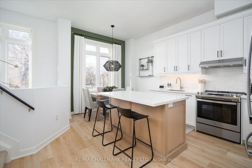 53 Wood St E, Hamilton, ON, L8L3Y2 | Card Image