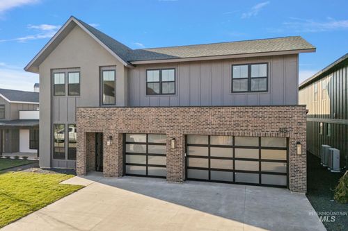 115 S Steel Farm Ave, Eagle, ID, 83616-4561 | Card Image