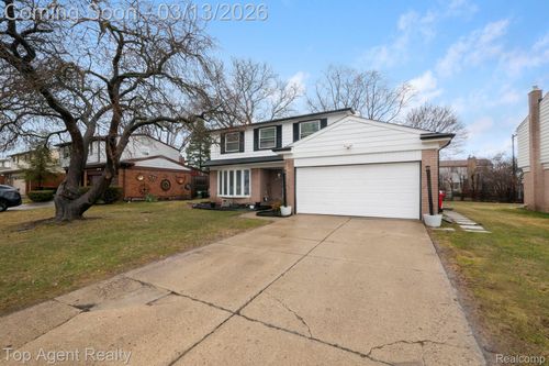 27370 Selkirk St, Southfield, MI, 48076-3623 | Card Image