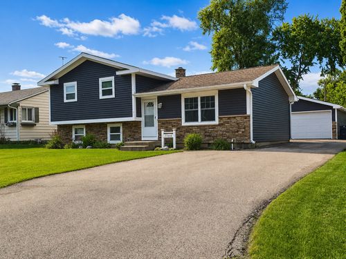 25640 W Wacker Drive, Lake Villa, IL, 60046 | Card Image
