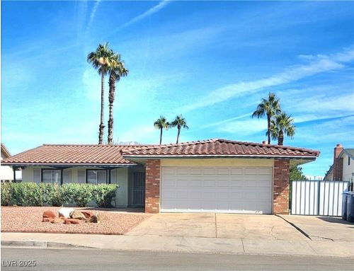 4480 Annie Oakley Drive, Las Vegas, NV, 89121 | Card Image