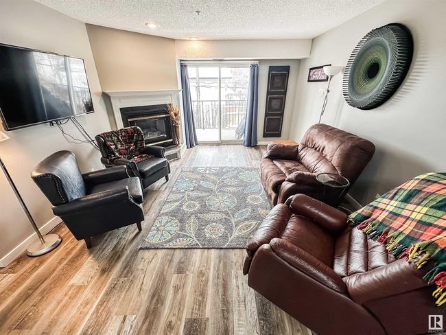 9131 99 St Nw, Condo with 2 bedrooms, 2 bathrooms and 1 parking in Edmonton AB | Image 4