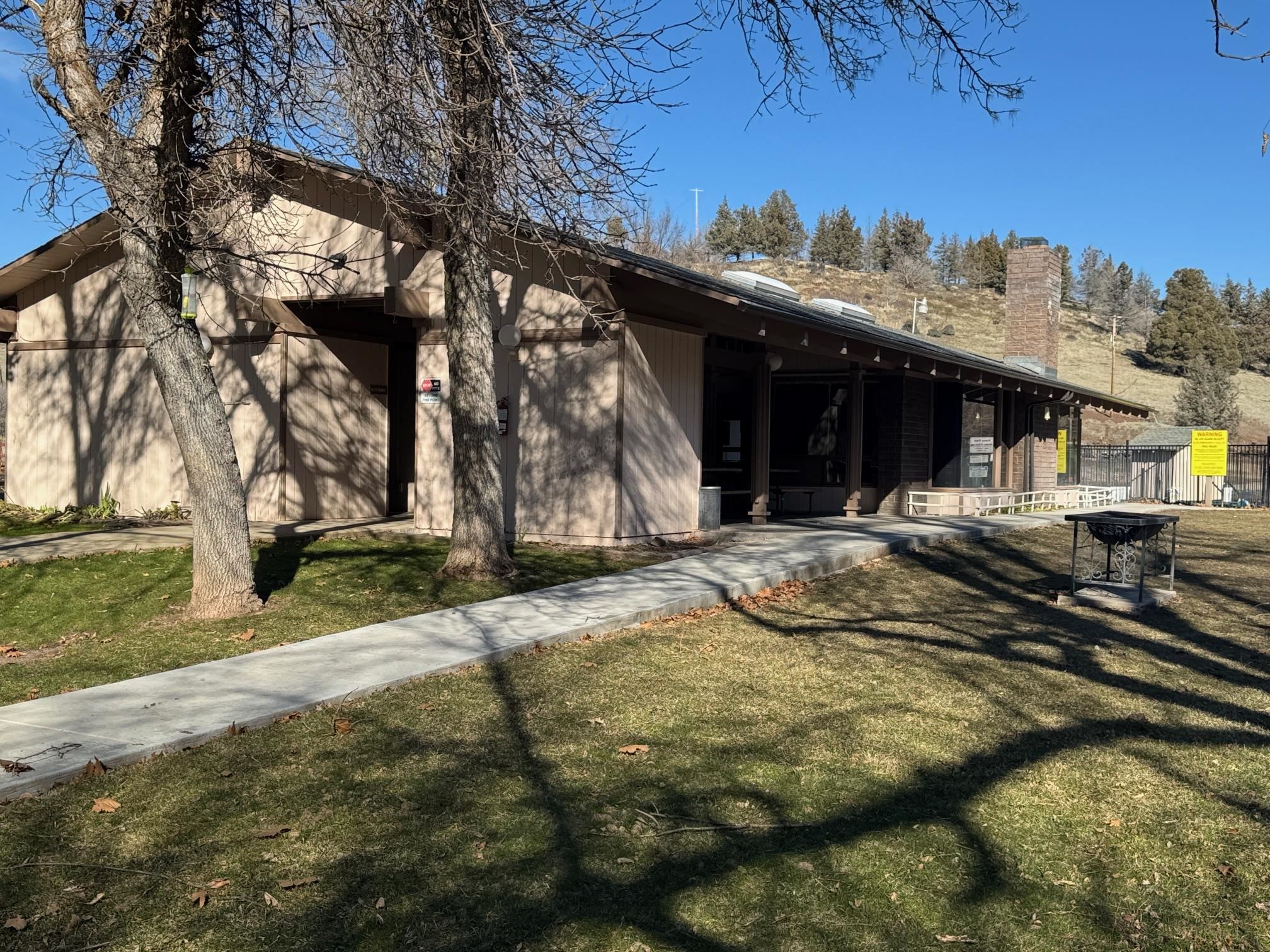 Land in Montague 5