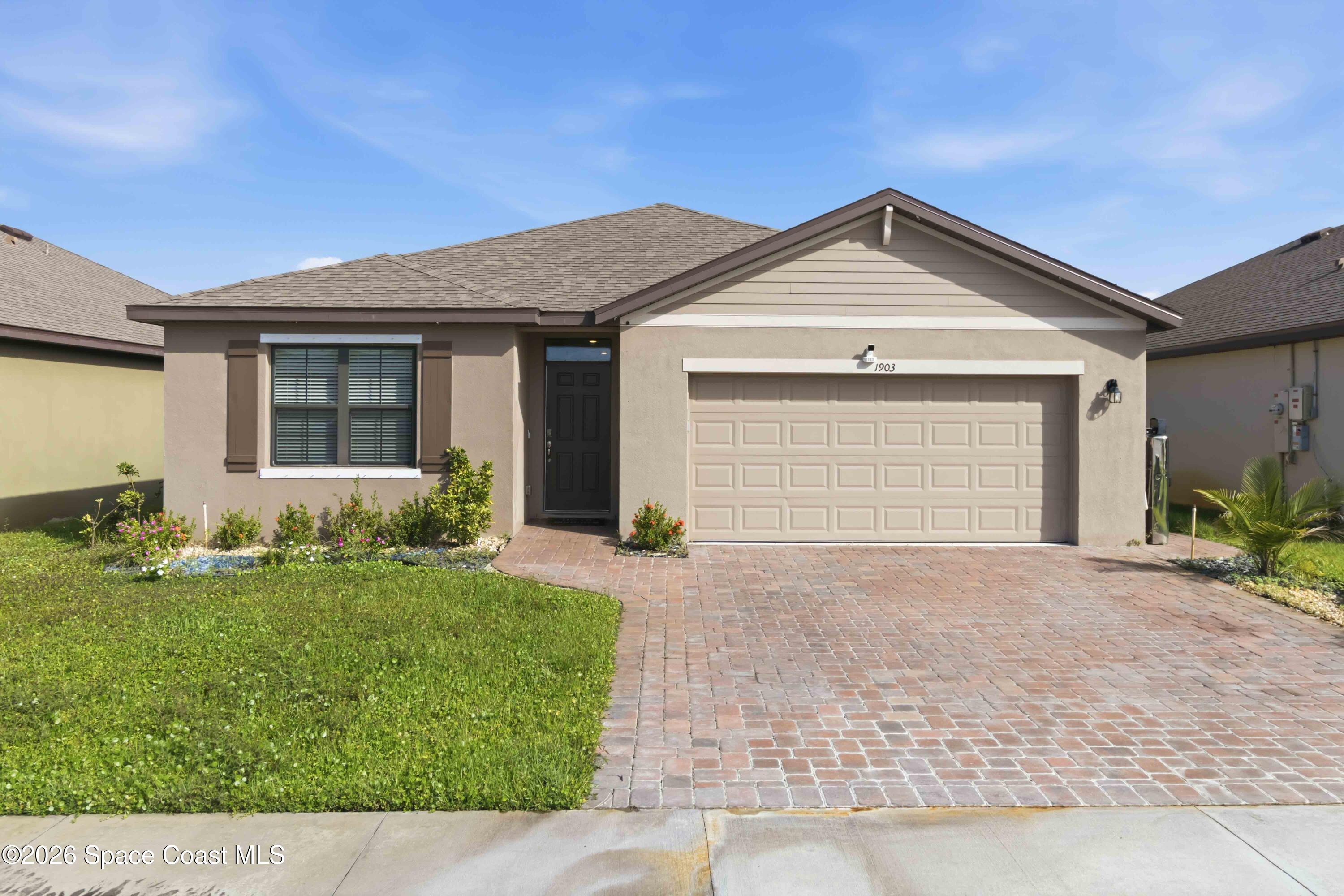 Residential Lease in Palm Bay