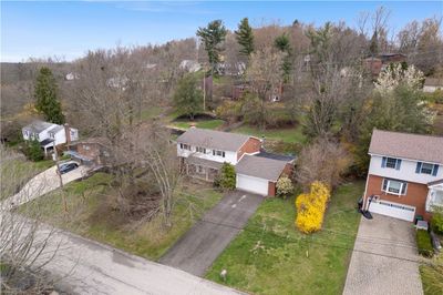 627 Driftwood Drive, House other with 5 bedrooms, 2 bathrooms and 2 parking in O'hara PA | Image 3