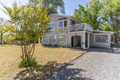 2038 Trinity Ave, Wilmington, NC, 28411-7880 | Card Image