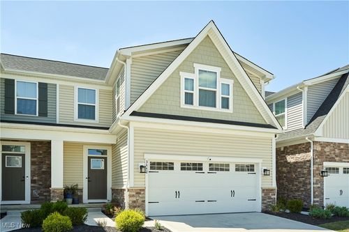 3442 Links Dr, Fairlawn, OH, 44333-3013 | Card Image