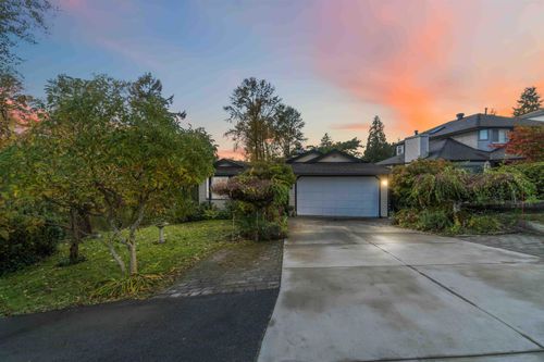 532 San Remo Dr, Port Moody, BC, V3H4K4 | Card Image