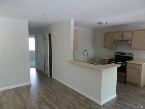 14-2001 Eastwood Dr, Vacaville, CA, 95687-6175 | Card Image