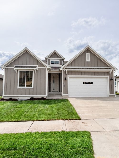 511-657 N 200 E, Providence, UT, 84332-3512 | Card Image