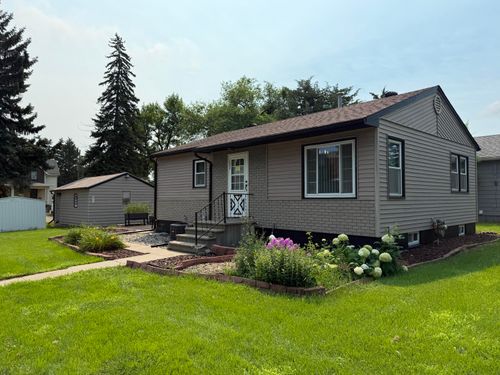 1002 7th Ave Se, ABERDEEN, SD, 57401-6325 | Card Image
