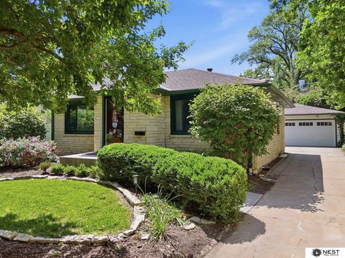 2639 Woodsdale Blvd, Lincoln, NE, 68502-5045 | Card Image