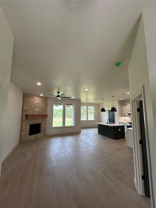 9201 Regado Ct, Guthrie, OK, 73044-5075 | Card Image