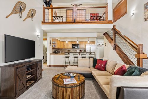 303-380 Ore House Plz, Steamboat Springs, CO, 80487-9143 | Card Image