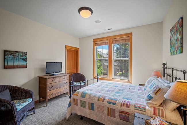 40-web-or-mls-24 Fremont Crossing-40 | Image 38