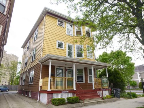 511 Broadway, Providence, RI, 02909-1816 | Card Image