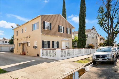 116 S Kings, Los Angeles, CA, 90048 | Card Image