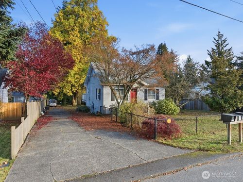 7807 Grant Dr, Everett, WA, 98203-6734 | Card Image