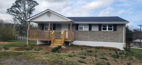 2031 Lintwood Dr, Clarksville, TN, 37042-4130 | Card Image