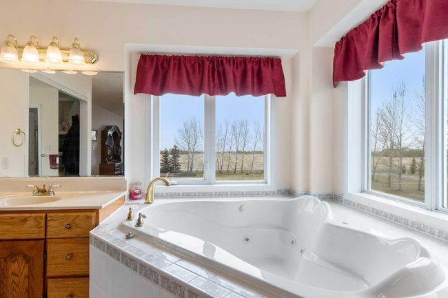 40-33049 Range Road 12, House other with 3 bedrooms, 3 bathrooms and 5 parking in Mountain View County AB | Image 22