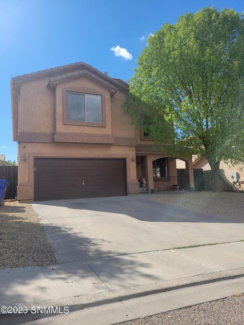 2537 Tierra Grande Ct, Las Cruces, NM, 88011-4323 | Card Image