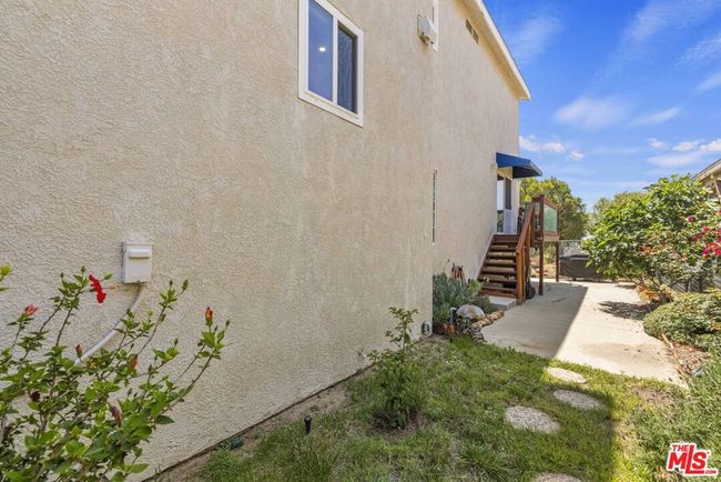21615 Wo He Lo Trl, House other with 3 bedrooms, 4 bathrooms and null parking in Chatsworth CA | Image 36