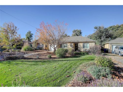 2555 Poplar St, Denver, CO, 80207-3554 | Card Image