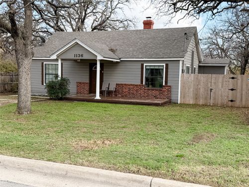 1136 W Long St, Stephenville, TX, 76401-4122 | Card Image