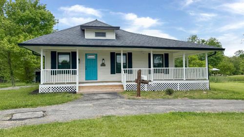 19021 North Hogan Road, Aurora, IN, 47001 | Card Image